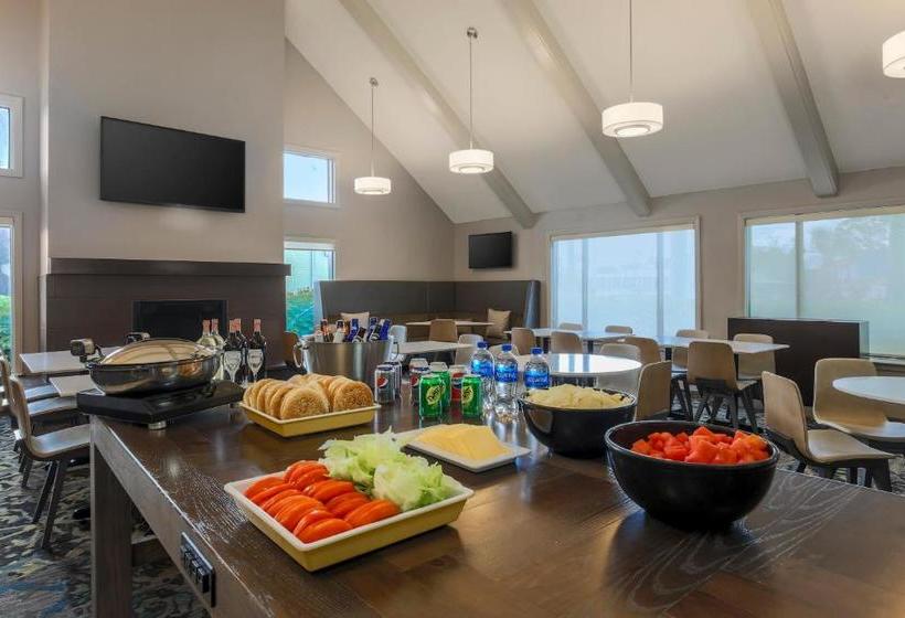 فندق Residence Inn St. Petersburg Clearwater