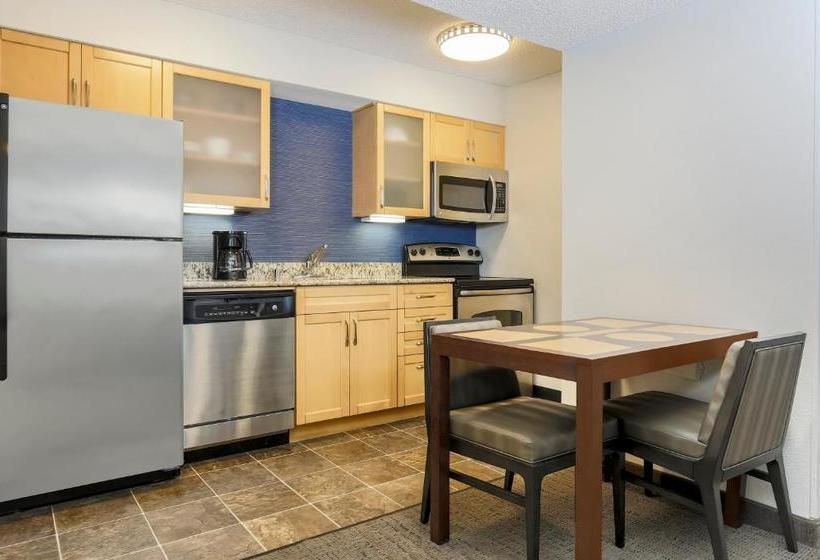 فندق Residence Inn St. Petersburg Clearwater