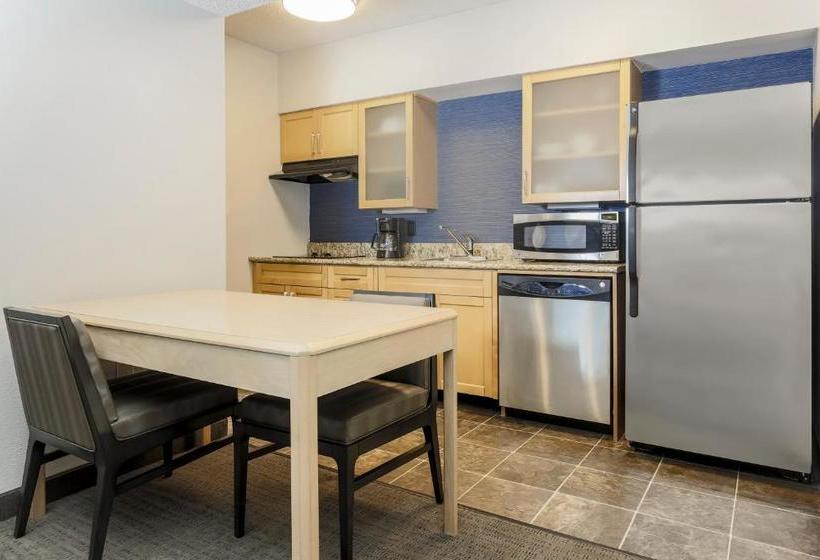 فندق Residence Inn St. Petersburg Clearwater