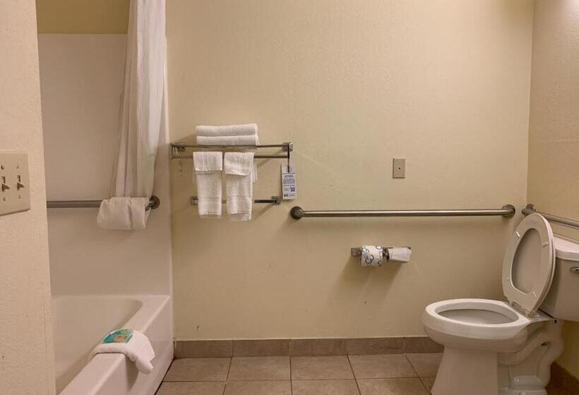 فندق Rincon Inn And Suites