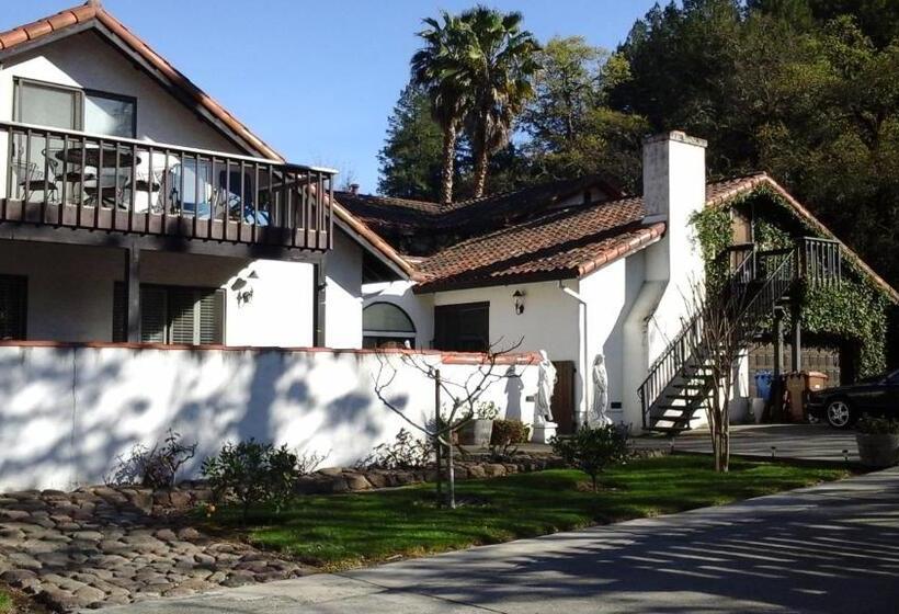 ホテル Spanish Villa Inn