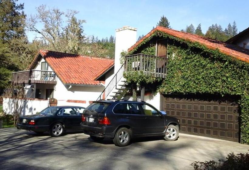 ホテル Spanish Villa Inn