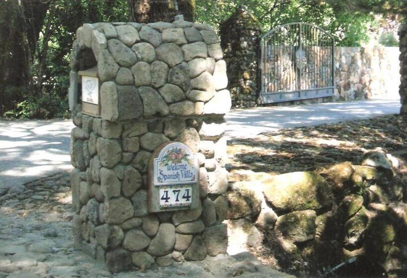 ホテル Spanish Villa Inn