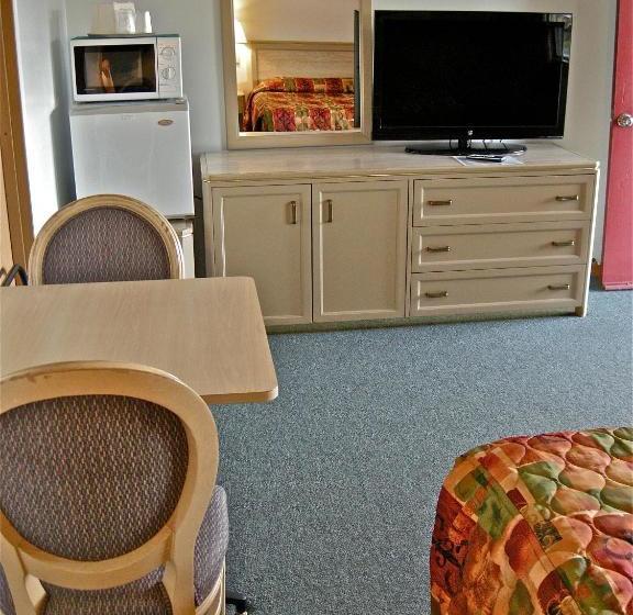 Отель Wild Chinook Inn