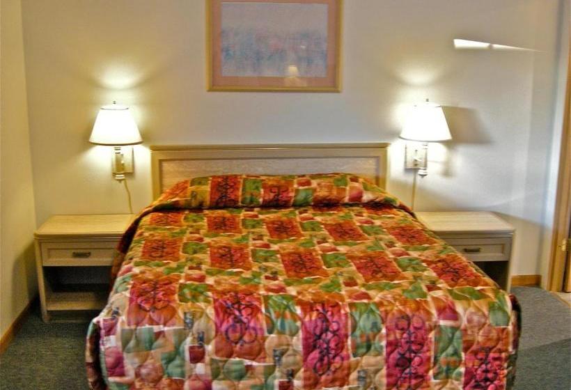 Отель Wild Chinook Inn