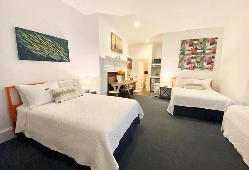 فندق Windward At The Beach