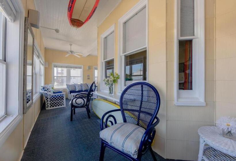 فندق Windward At The Beach