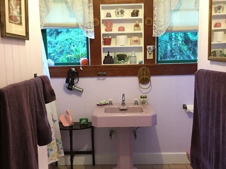 Maureen S Bed & Breakfast