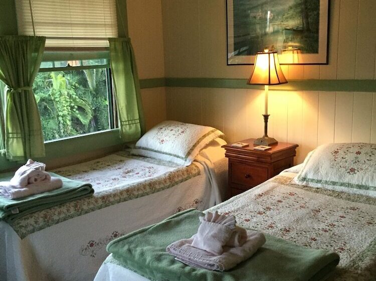 Maureen S Bed & Breakfast