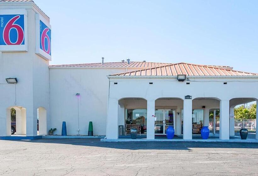 Motel 6 Round Rock, Tx