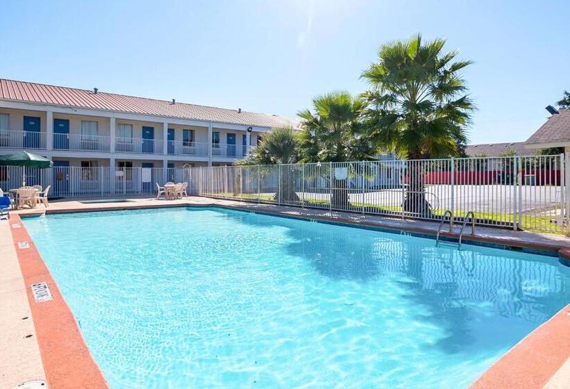 Motel 6 Round Rock, Tx