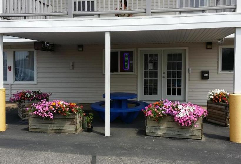 فندق على الطريق Rodeway Inn