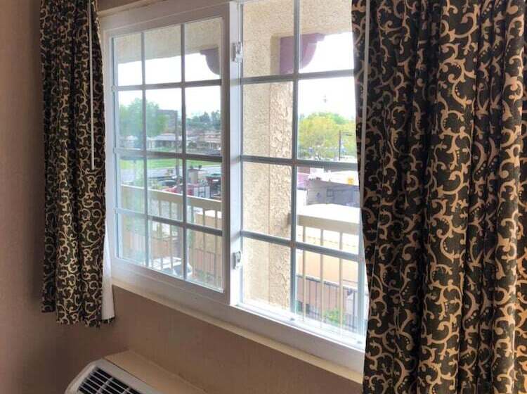 모텔 Arlington Inn