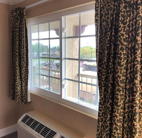 모텔 Arlington Inn