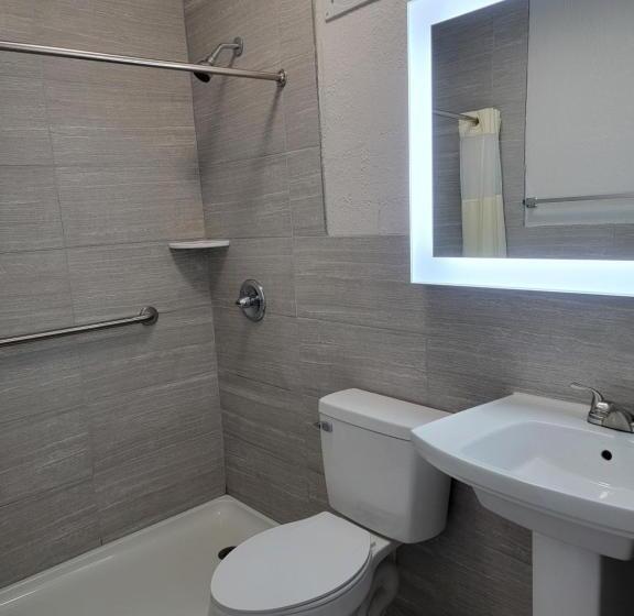 فندق على الطريق Budget Inn Winter Haven Auburndale