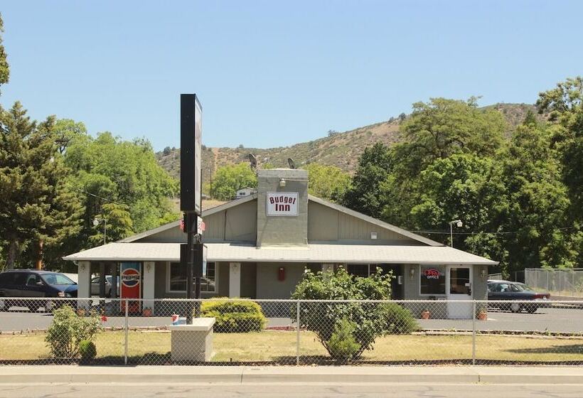 Мотель Budget Inn  Yreka