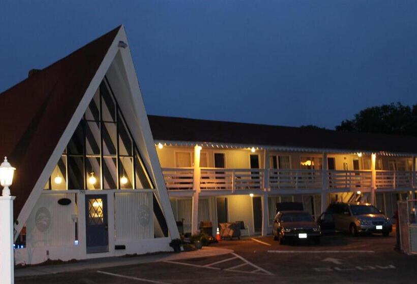 モーテル Cape Shore Inn
