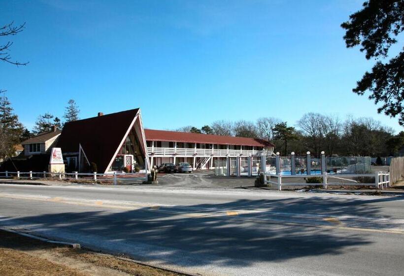 モーテル Cape Shore Inn