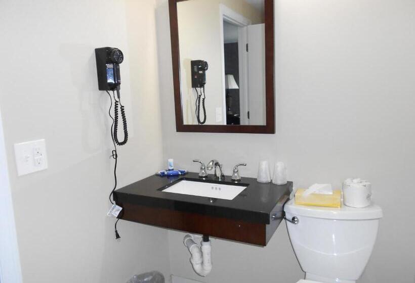 مُتل Cape Shore Inn