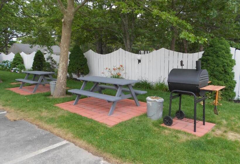 モーテル Cape Shore Inn