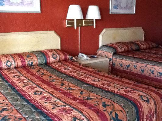 فندق على الطريق Deluxe Inn   Sarasota