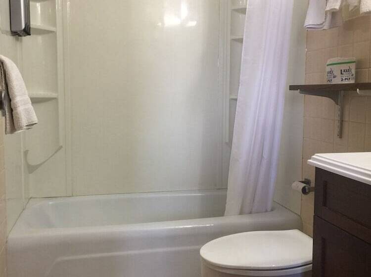 모텔 Executive Inn By Belvilla Owatonna Hwy 35