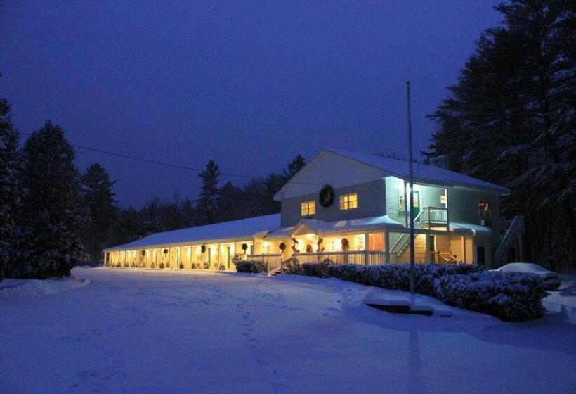 모텔 Golden Apple Inn