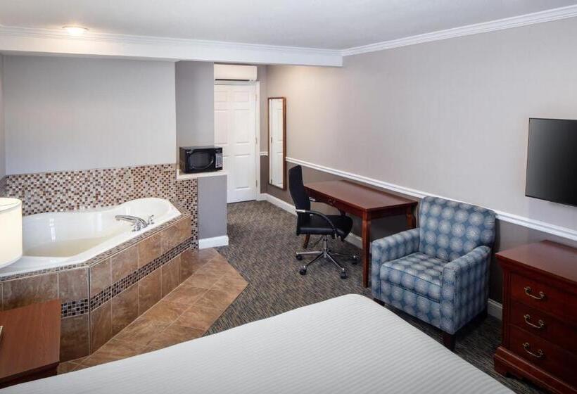 فندق على الطريق Golden Gables Inn