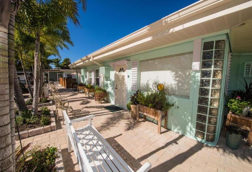فندق على الطريق Haley S At The Anna Maria Island Inn