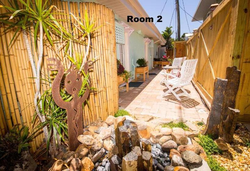 فندق على الطريق Haley S At The Anna Maria Island Inn