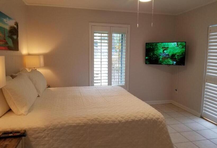 فندق على الطريق Haley S At The Anna Maria Island Inn