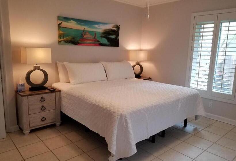 فندق على الطريق Haley S At The Anna Maria Island Inn