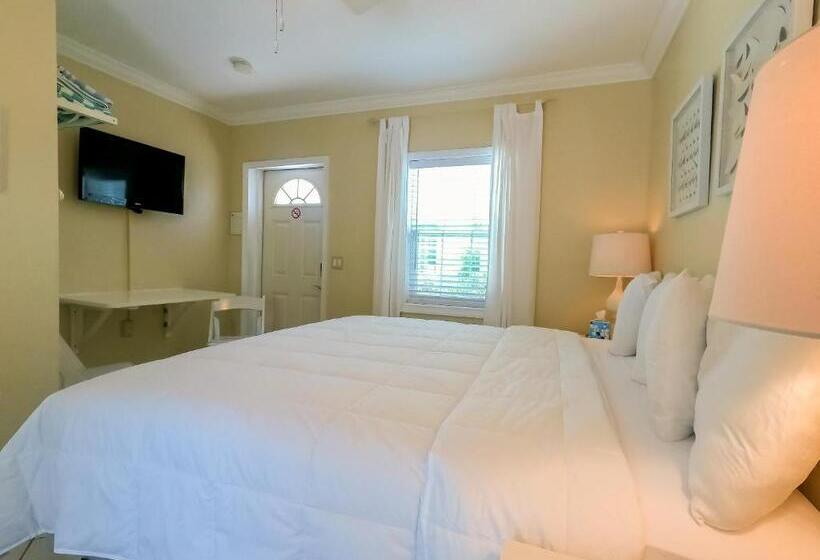 فندق على الطريق Haley S At The Anna Maria Island Inn