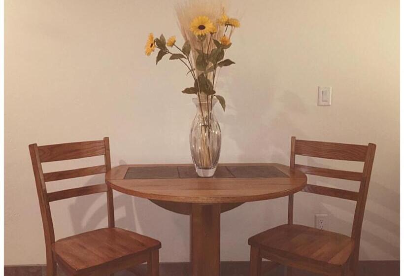 מוטל Harbour Inn