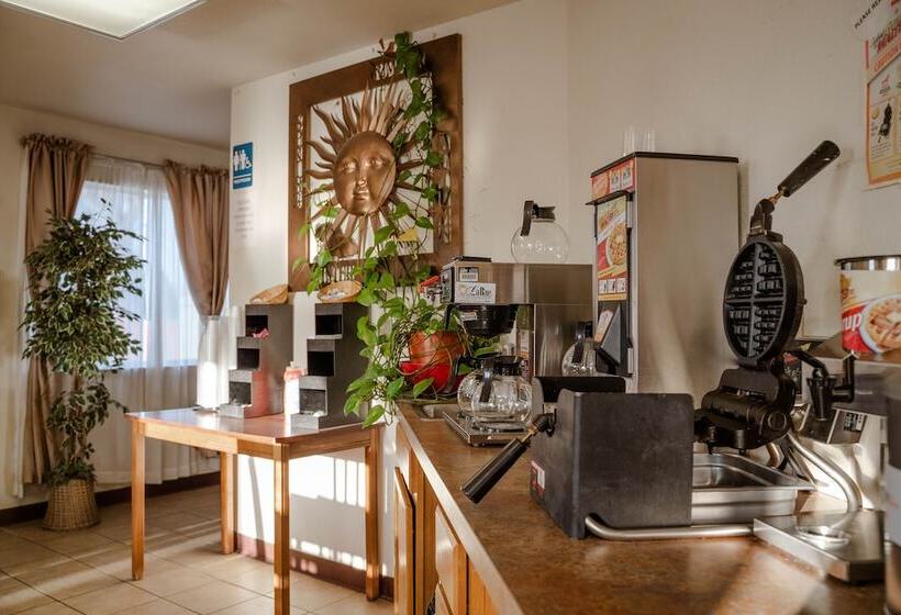 فندق على الطريق Haysville Express Inn