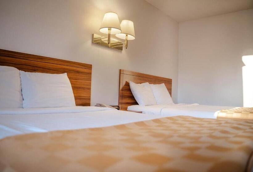 فندق على الطريق Haysville Express Inn