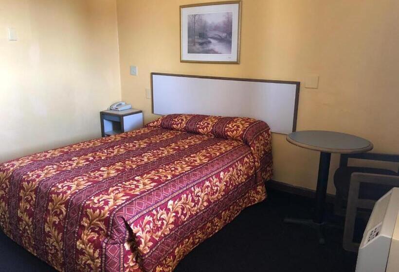 汽车旅馆  Lone Star Inn