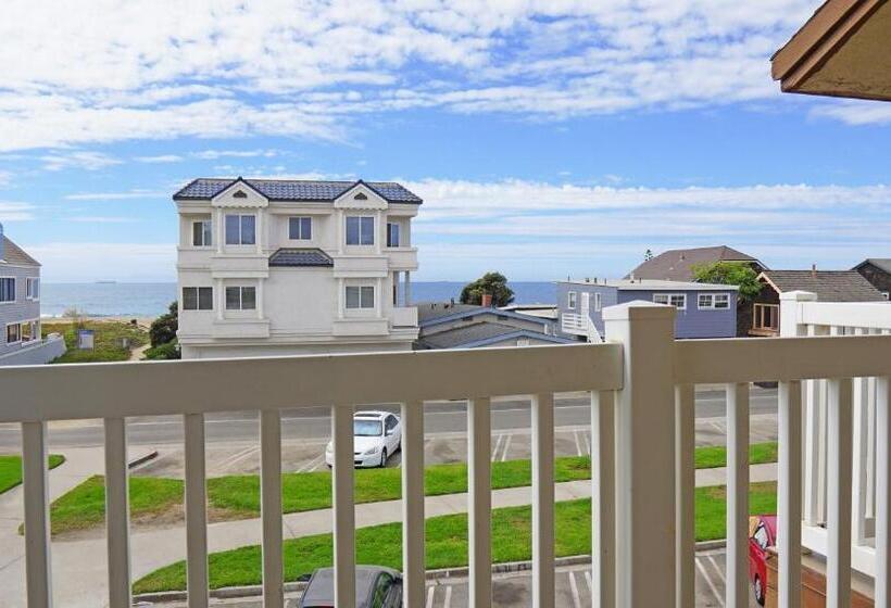 Мотель Ocean Surf Inn & Suites