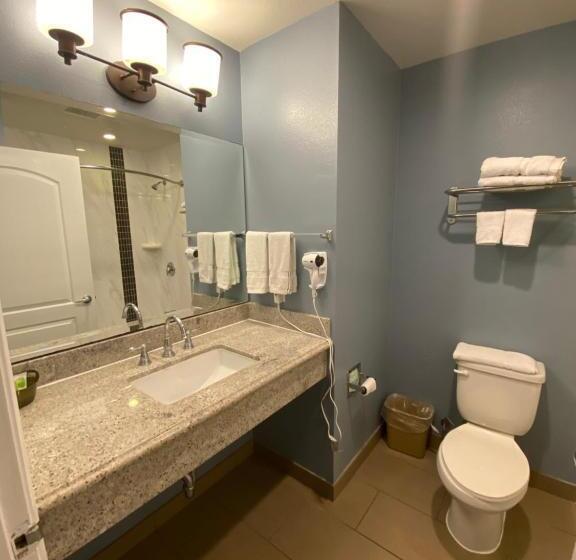 Мотель Ocean Surf Inn & Suites