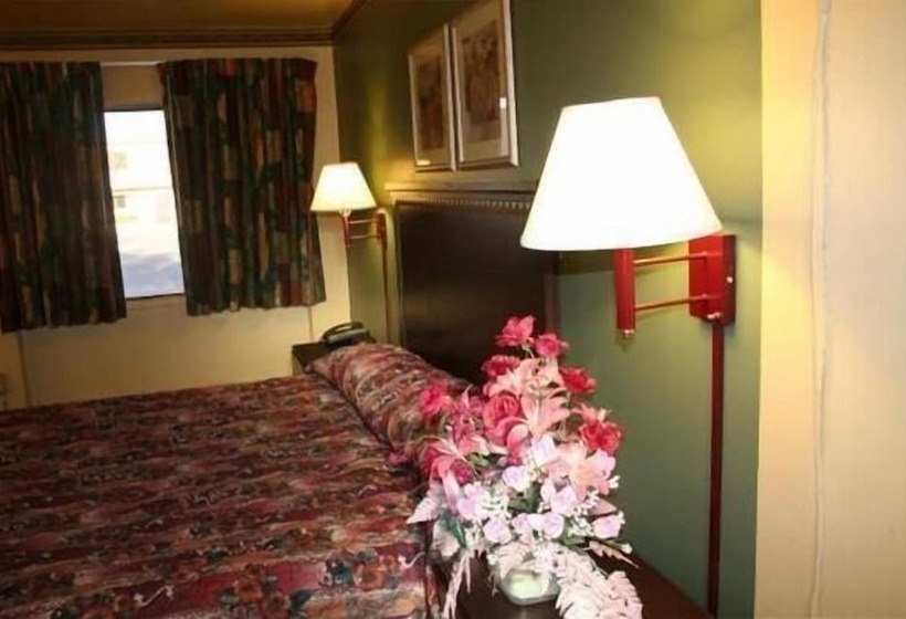 فندق على الطريق Plaza Travel Inn