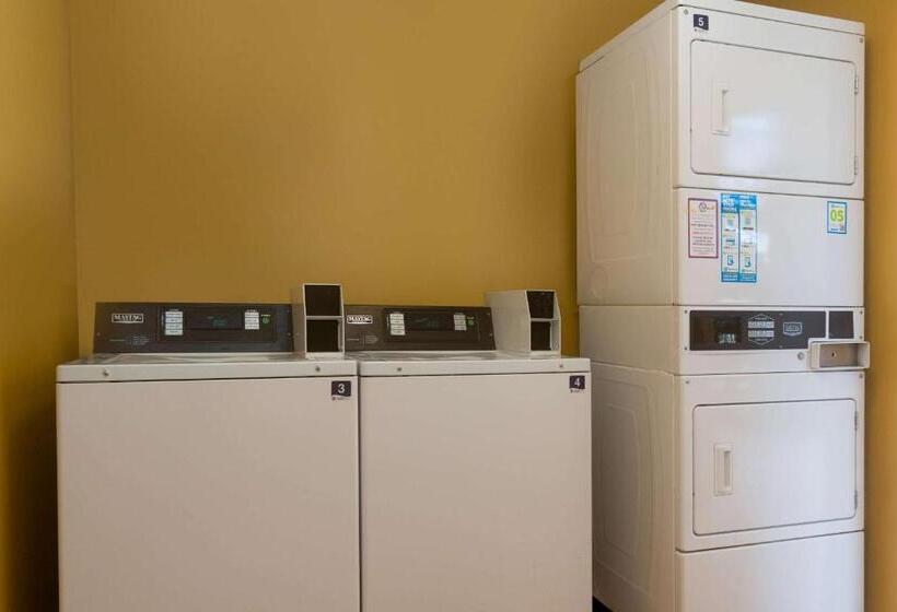 فندق على الطريق Quality Inn At Arlington Highlands