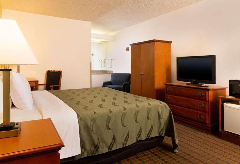 فندق على الطريق Quality Inn At Arlington Highlands