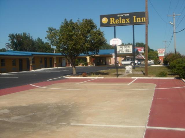 فندق على الطريق Relax Inn Benton