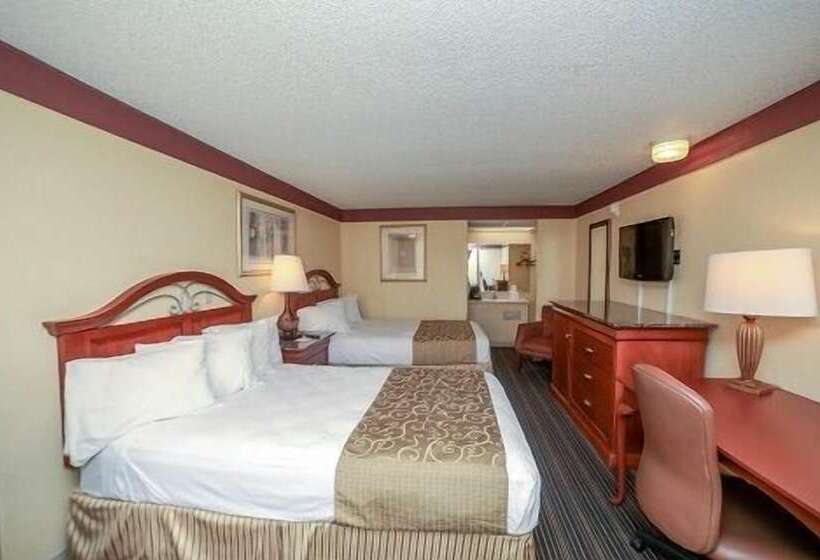 فندق على الطريق River Side Inn