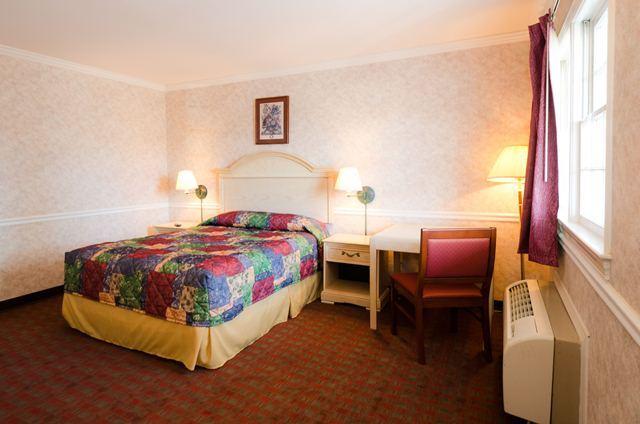 モーテル Rodeway Inn Fairfax