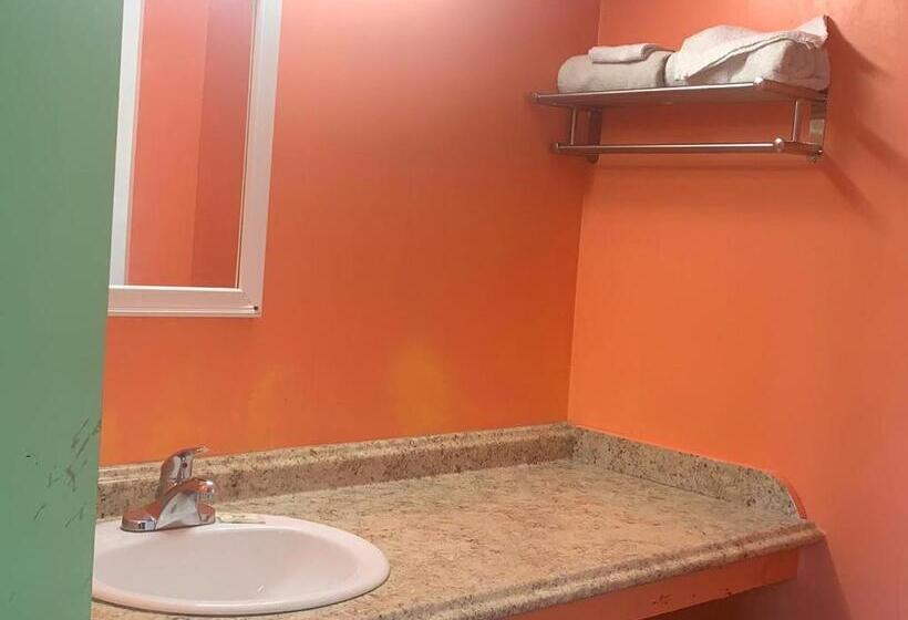 فندق على الطريق Seminole Inn