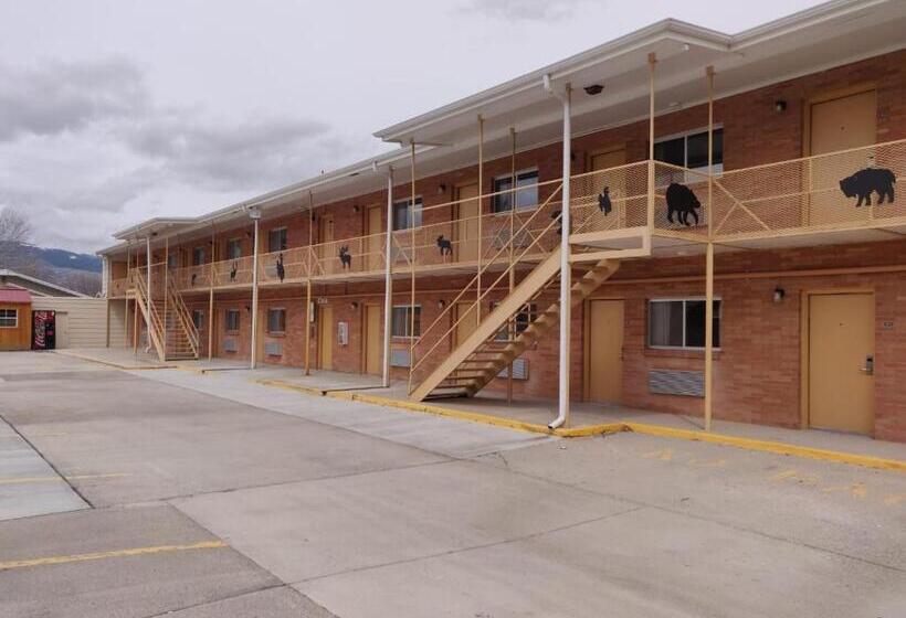 فندق على الطريق Skyline Motor Inn