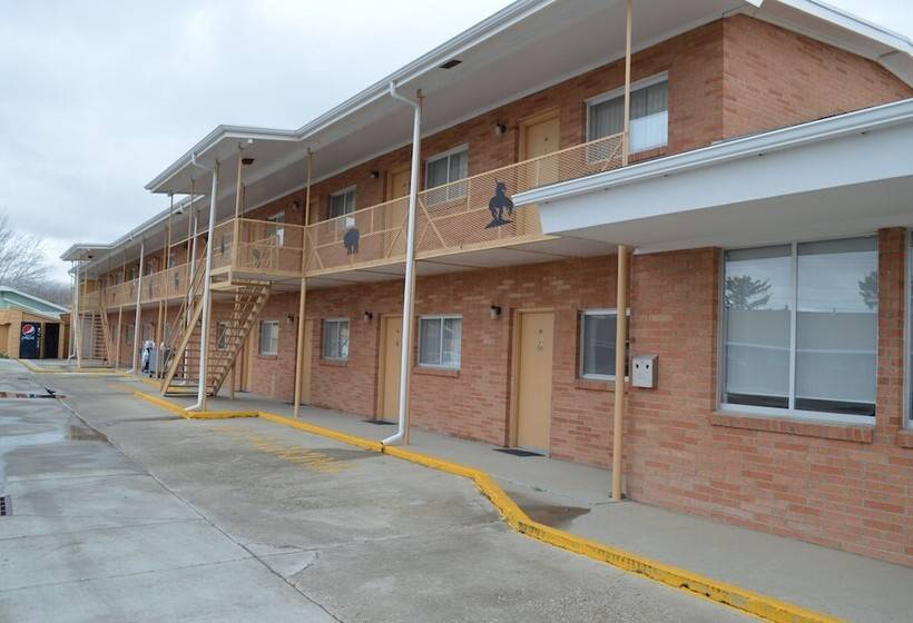 فندق على الطريق Skyline Motor Inn