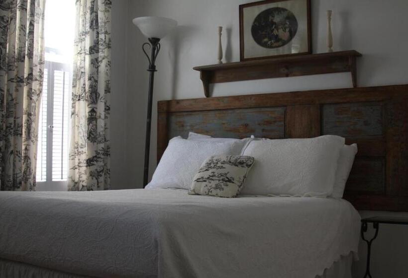 فندق على الطريق The Tilton Inn