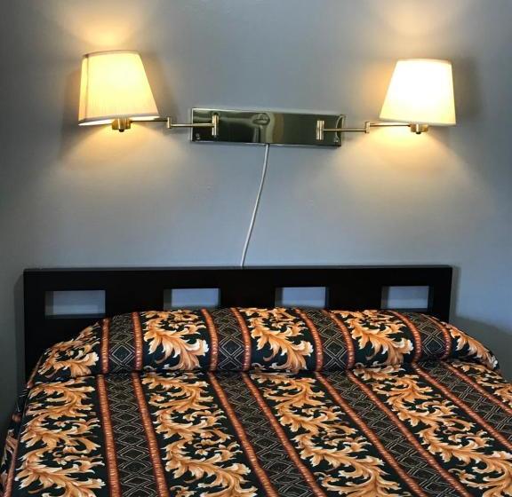 מוטל Thunderchief Inn